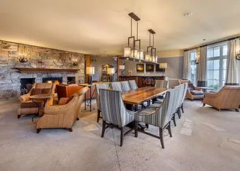 Hilton Grand Vacations Club Tremblant Canada hotel thumbnail 2