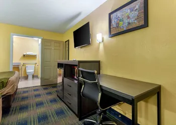 Econo Lodge Nashville near Percy Priest Lake hotel thumbnail 6