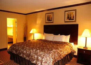 Rodeway Inn & Suites East Windsor hotel thumbnail 6