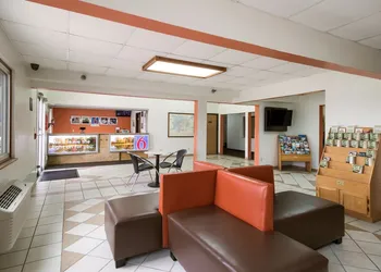 Motel 6 Davenport, IA hotel thumbnail 5