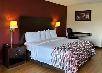 Red Roof Inn Fredericksburg South hotel thumbnail 7