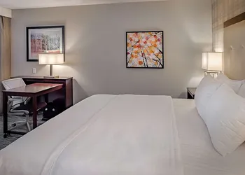 Homewood Suites by Hilton St. Louis Westport hotel thumbnail 5