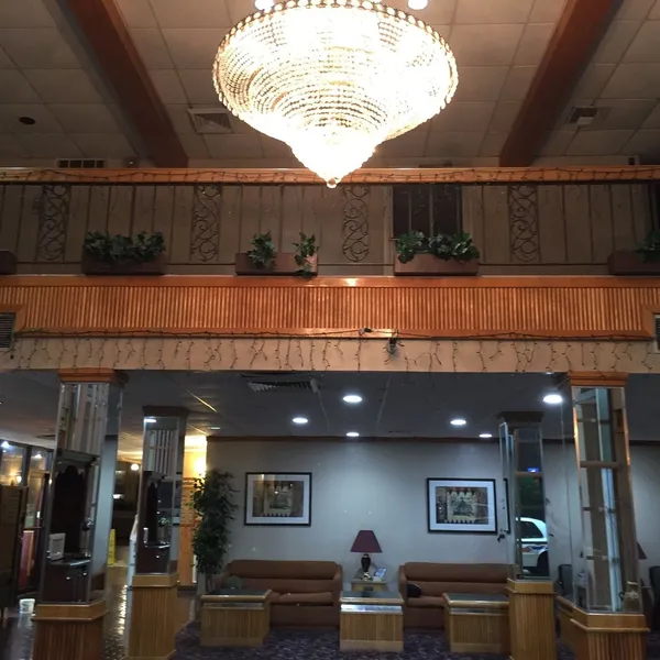 Regency Inn & Suites hotel detail image 2
