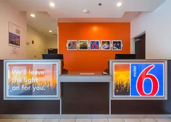 Motel 6-South Bend, IN - Mishawaka hotel thumbnail 6
