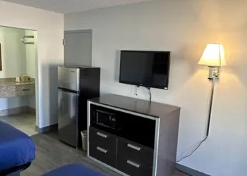 Newnan Nook hotel thumbnail 2