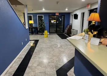 express inn hotel thumbnail 5