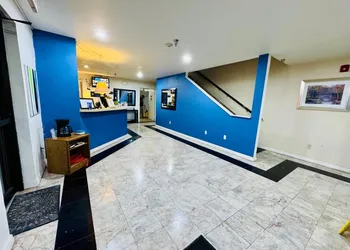 express inn hotel thumbnail 8