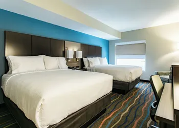Holiday Inn & Suites Chattanooga Downtown by IHG hotel thumbnail 7