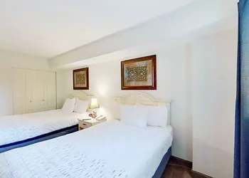 Bay Watch Resort & Conference Center hotel thumbnail 4