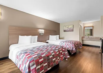Red Roof Inn Charlotte - Airport hotel thumbnail 7