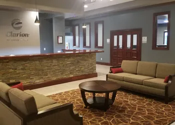Clarion Inn Belle Vernon hotel thumbnail 2