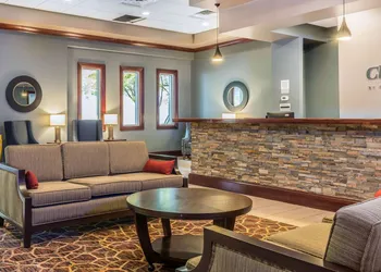 Clarion Inn Belle Vernon hotel thumbnail 6