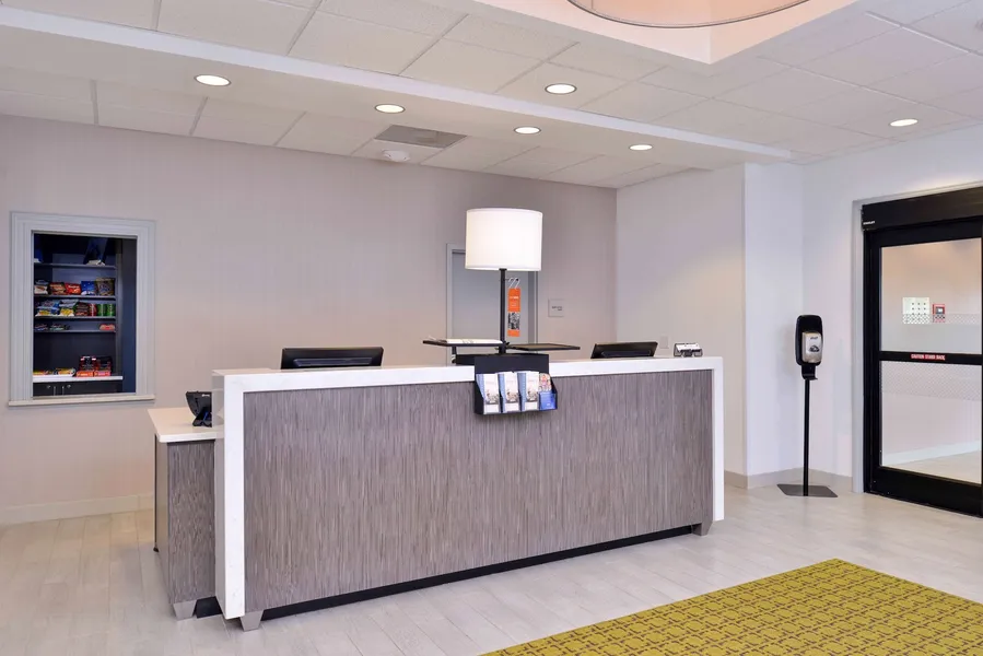 Hampton Inn & Suites Shelby hotel detail image 2
