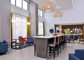 Hampton Inn & Suites Shelby hotel thumbnail 3