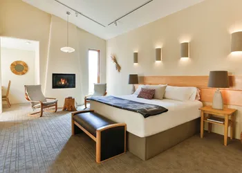 Ojo Santa Fe Spa Resort hotel thumbnail 2
