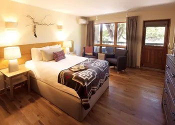 Ojo Santa Fe Spa Resort hotel thumbnail 5