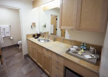 Ojo Santa Fe Spa Resort hotel thumbnail 8