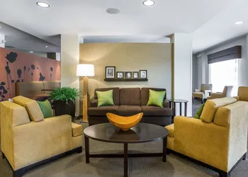 MainStay Suites Cartersville - Emerson Lake Point hotel thumbnail 4
