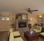 The Lakehouse Bed & Breakfast hotel detail image 3