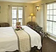 The Lakehouse Bed & Breakfast hotel detail image 5