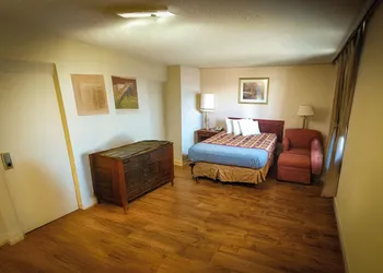 Travel Inn hotel thumbnail 2