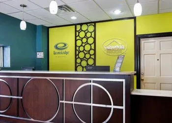 Econo Lodge Selma - Smithfield hotel thumbnail 2
