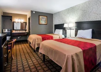 Econo Lodge Selma - Smithfield hotel thumbnail 5