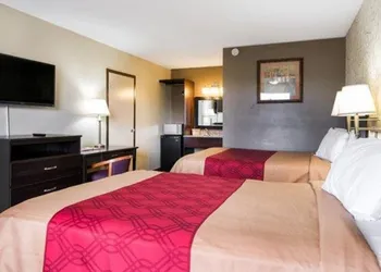 Econo Lodge Selma - Smithfield hotel thumbnail 7