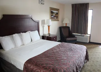 Economy Inn hotel thumbnail 4
