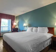 Econo Lodge hotel detail image 7