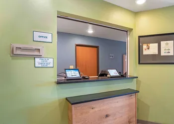 Extended Stay America Select Suites - Fort Walton Beach hotel thumbnail 4