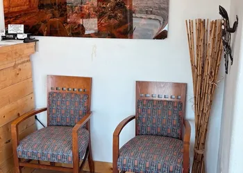 Whispering Sands Motel hotel thumbnail 4