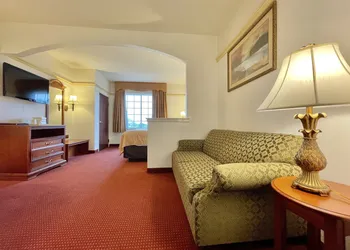 FairBridge Inn & Suites Cleburne hotel thumbnail 6