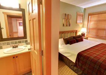 Embarc Panorama hotel thumbnail 7