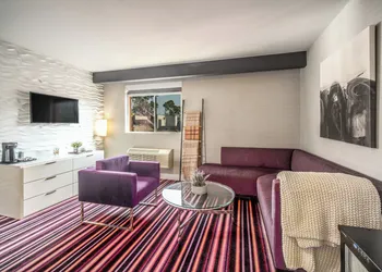 Lexen Hotel- Hollywood Walk of Fame/Universal Studios hotel thumbnail 7
