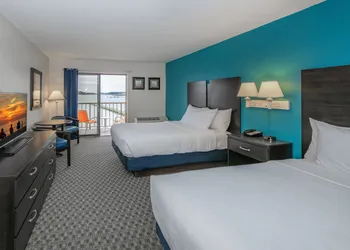 The Bay Resort hotel thumbnail 3