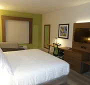 Holiday Inn Express & Suites Brentwood by IHG hotel detail image 3