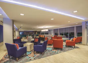 La Quinta Inn & Suites by Wyndham Kingman hotel thumbnail 3