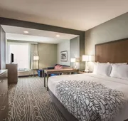 La Quinta Inn & Suites by Wyndham Kingman hotel detail image 5