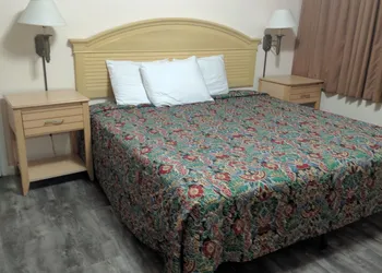 Travelers Inn Clearwater hotel thumbnail 3