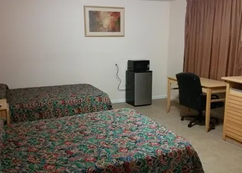 Travelers Inn Clearwater hotel thumbnail 7