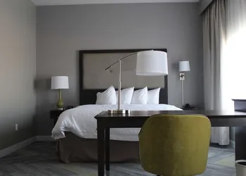 Hampton Inn & Suites Guthrie hotel thumbnail 5