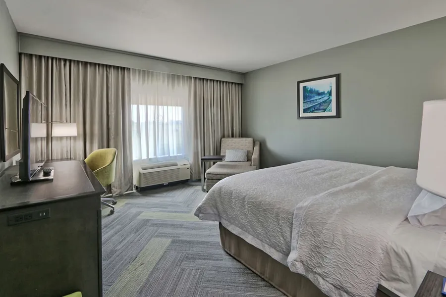 Hampton Inn & Suites Guthrie hotel detail image 6