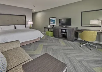 Hampton Inn & Suites Guthrie hotel thumbnail 7