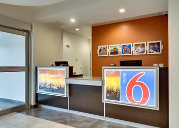 Motel 6 Poplar Bluff, MO hotel thumbnail 2