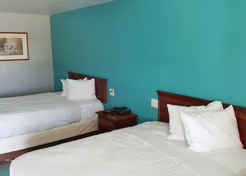 Fortuna Redwood Inn hotel thumbnail 5