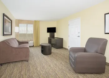 Candlewood Suites Longmont - Boulder Area by IHG hotel thumbnail 2