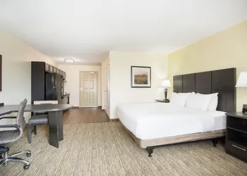 Candlewood Suites Longmont - Boulder Area by IHG hotel thumbnail 4