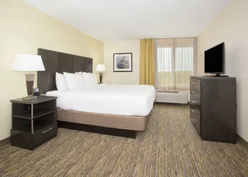 Candlewood Suites Longmont - Boulder Area by IHG hotel thumbnail 6