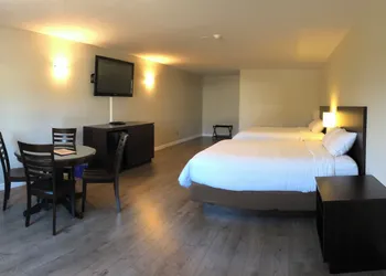 Kow's Inn hotel thumbnail 6
